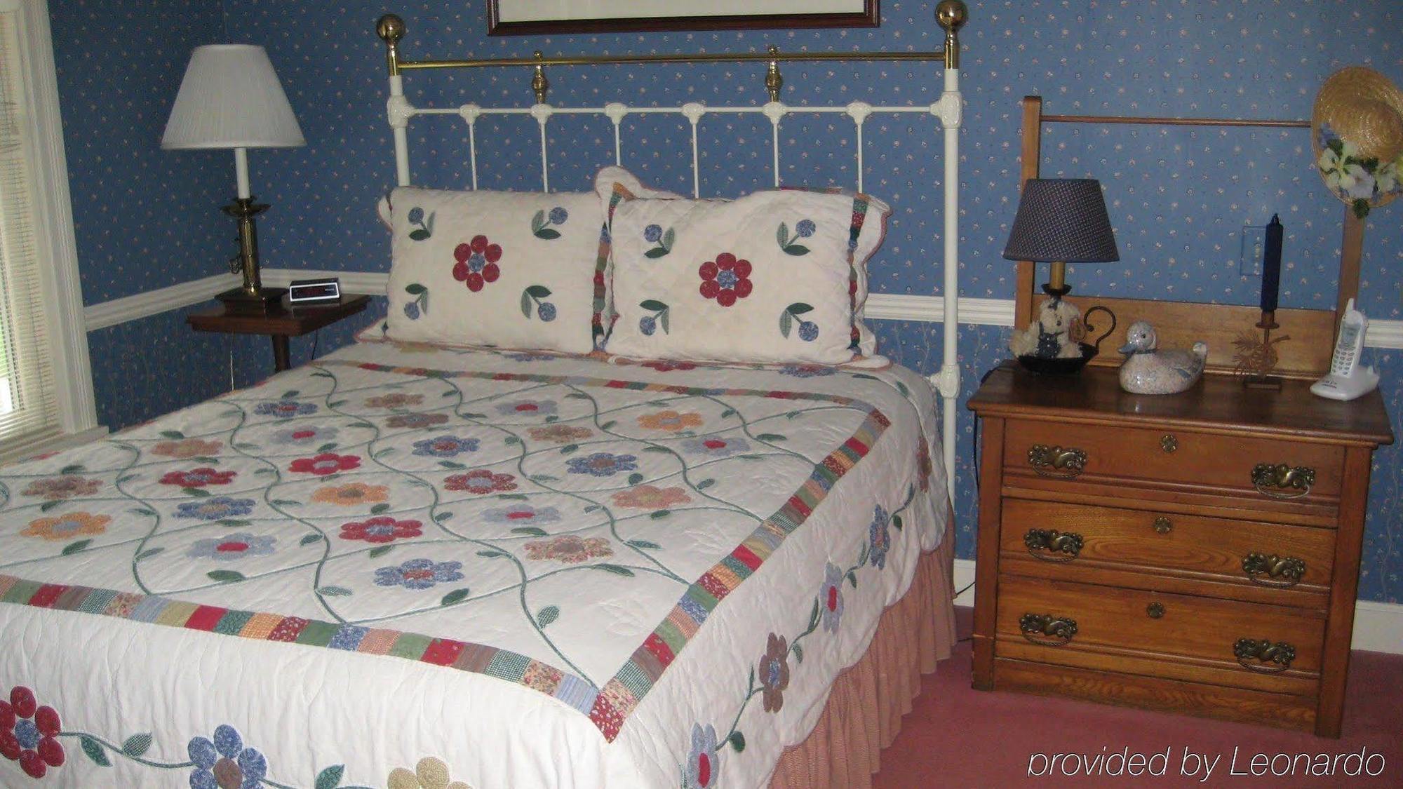 Water Street Inn Boyne City Rom bilde