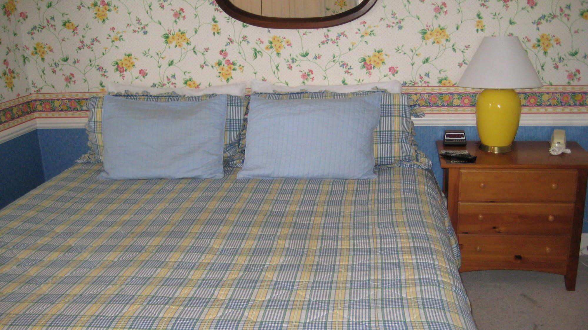 Water Street Inn Boyne City Eksteriør bilde